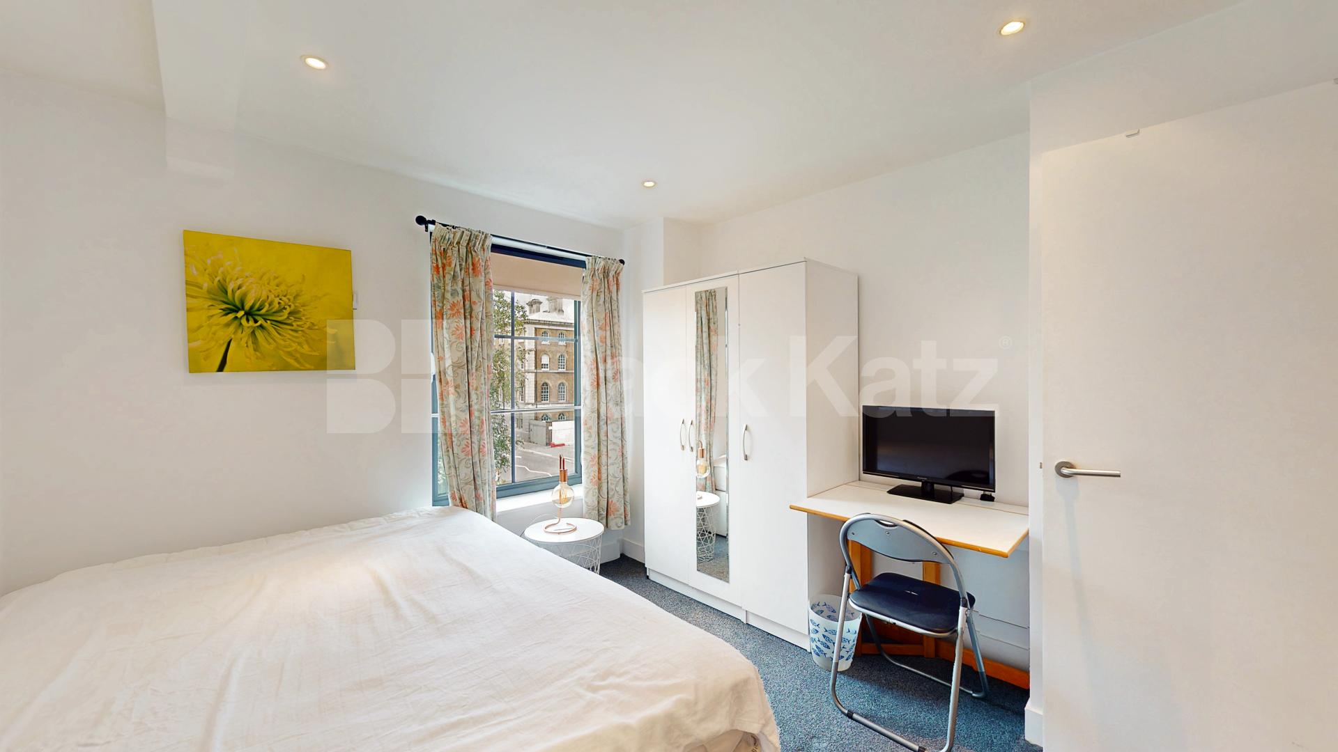 Bright & Spacious 2 Bed Apartment Moments from King’s Cross York Way, Holloway